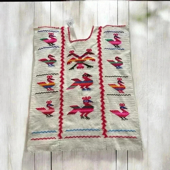NWT Authentic Huipil Cinateco Hand Embroidered Top Size Small - Picture 2 of 5